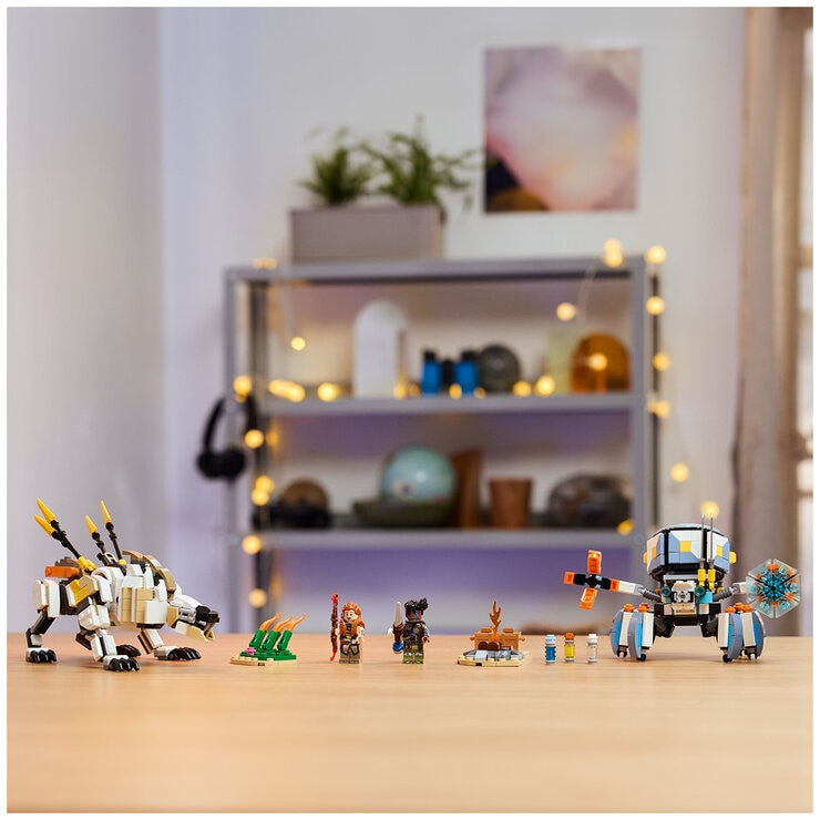 LEGO Horizon Adventures Aloy & Varl vs. Shell-Walker & Sawtooth Toy 77037