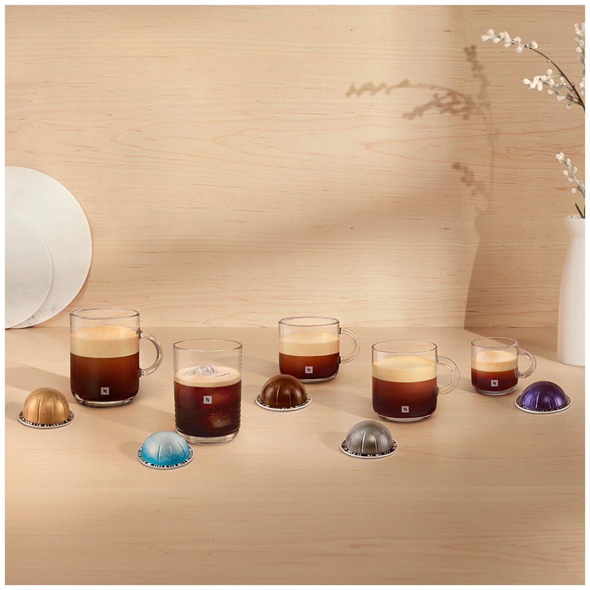 De'Longhi Nespresso Vertuo Pop Iced Value Pack ENV90.AAEICE