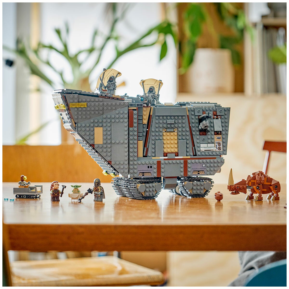 LEGO Star Wars Offworld Sandcrawler and Mudhorn 75453