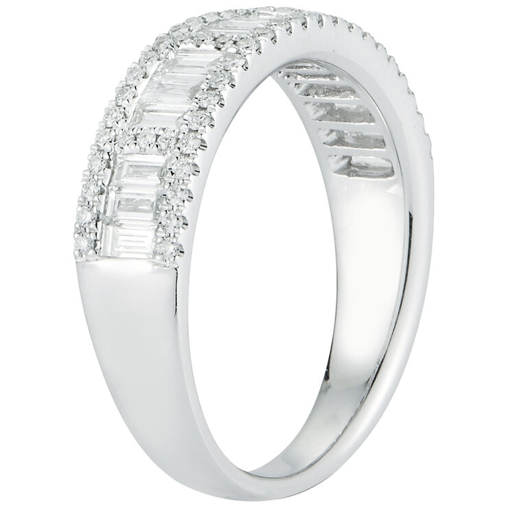 18KT White Gold 0.96ctw Baguette Cut Diamond Ring