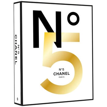 Chanel No.5: Story of a Perfume