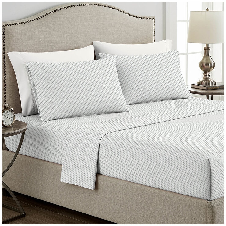 Boutique Living Cotton Flannel Sheet Set 4 Piece Queen Triangle Dot