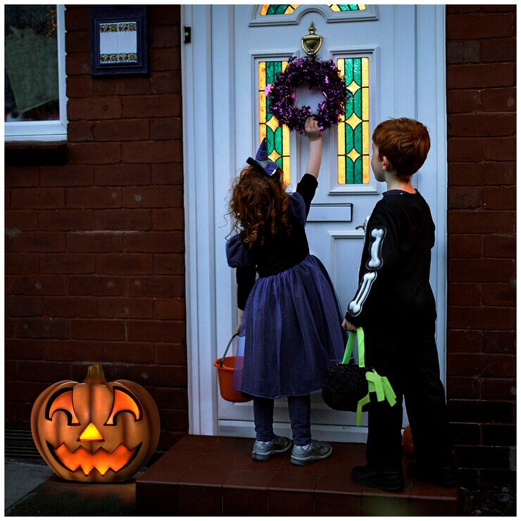 Halloween Pumpkin with Flickering Flame Effect and Sound