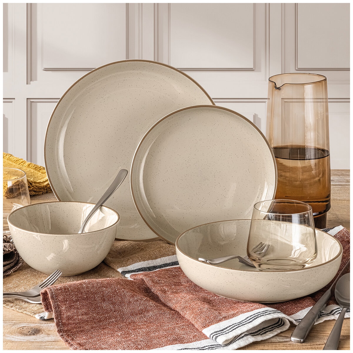 over&back Options Dinnerware 16 Piece Set