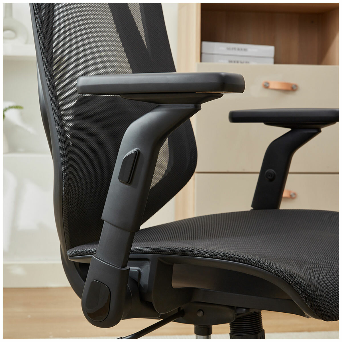 TrueWellness All Mesh Chair