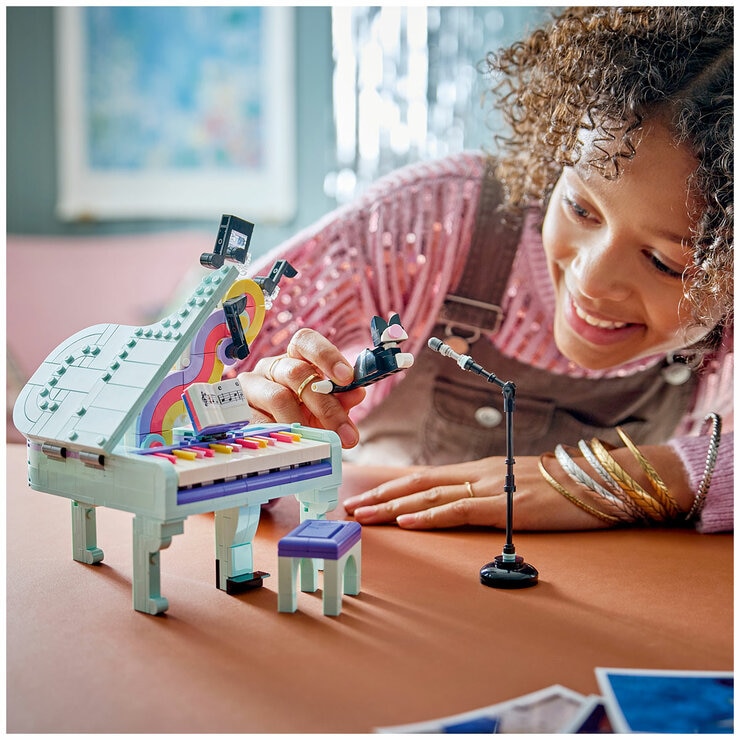 LEGO Creator 3 in 1 Music Decor Piano with Cat 31392