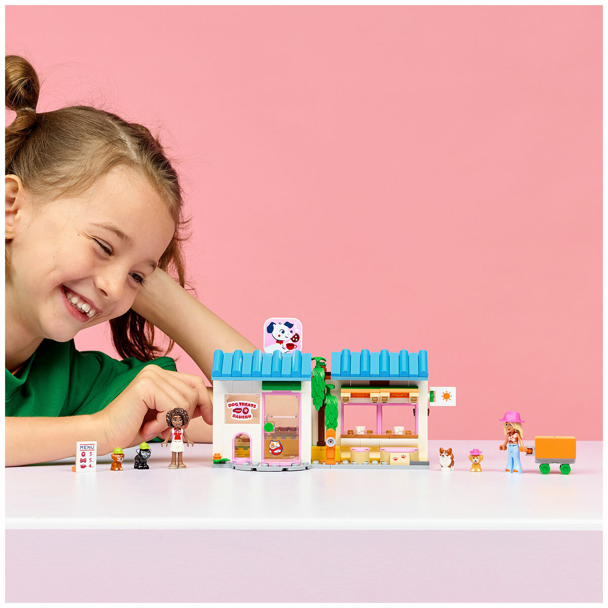 LEGO Friends, Dog Treats Bakery 42677