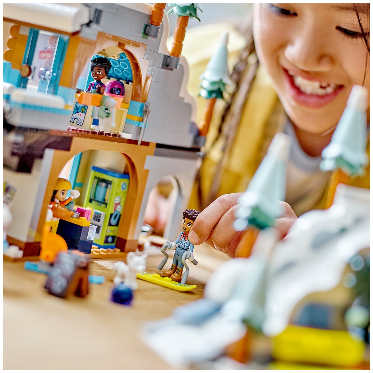 lego friends holiday ski slope and café 417