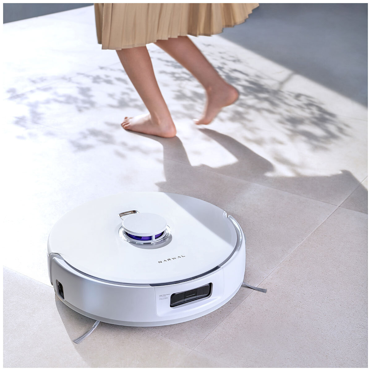 Narwal Freo X Ultra Self Cleaning Vacuuming And Moping Robot