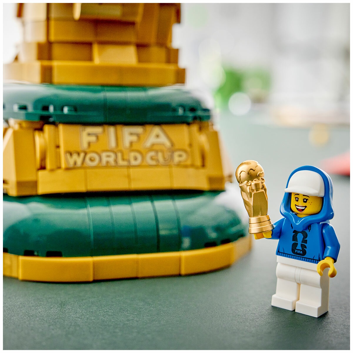 LEGO Editions FIFA World Cup Official Trophy 43020/