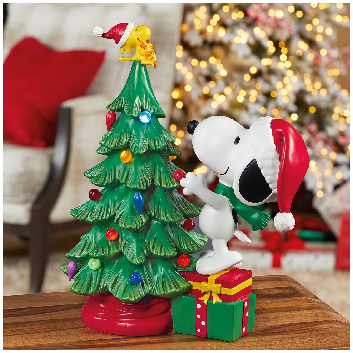 Peanuts Snoopy Christmas Tree