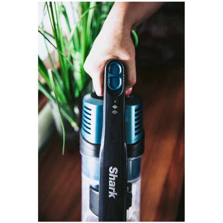 Shark Rocket Pet Pro Cordless Handstick Vacuum IZ102 Costco Australia