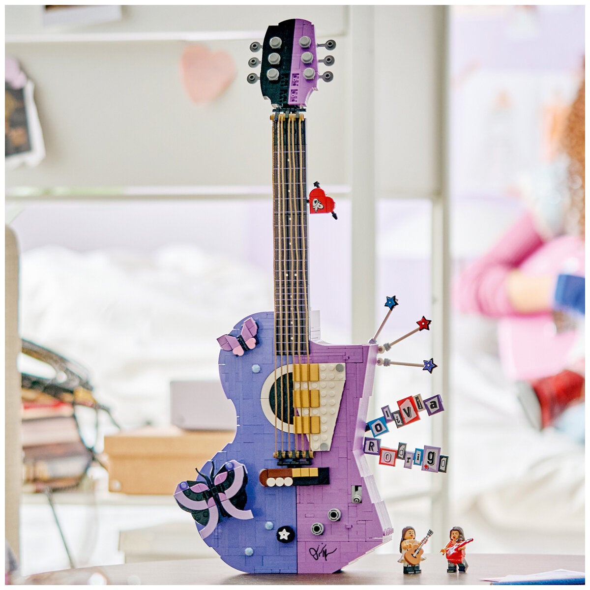 LEGO Editions Olivia Rodrigo’s Dual Guitar 43031 LEGO Editions Olivia Rodrigo’s Dual Guitar 43031