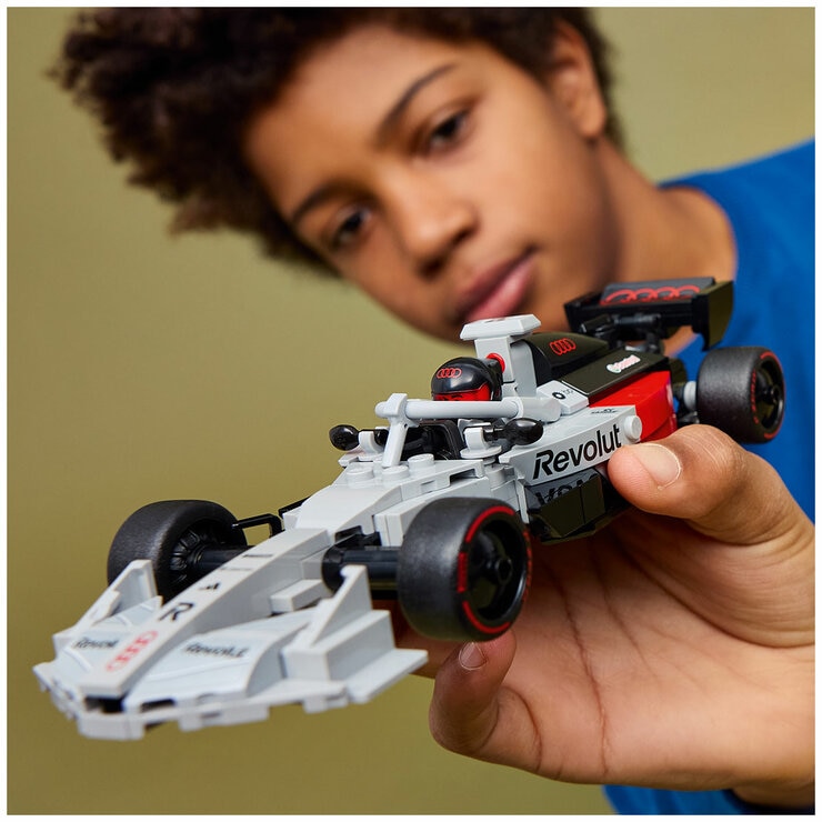 LEGO Speed Champions Audi Revolut F1 Team R26 Race Car 77259 LEGO Speed Champions Audi Revolut F1 Team R26 Race Car 77259