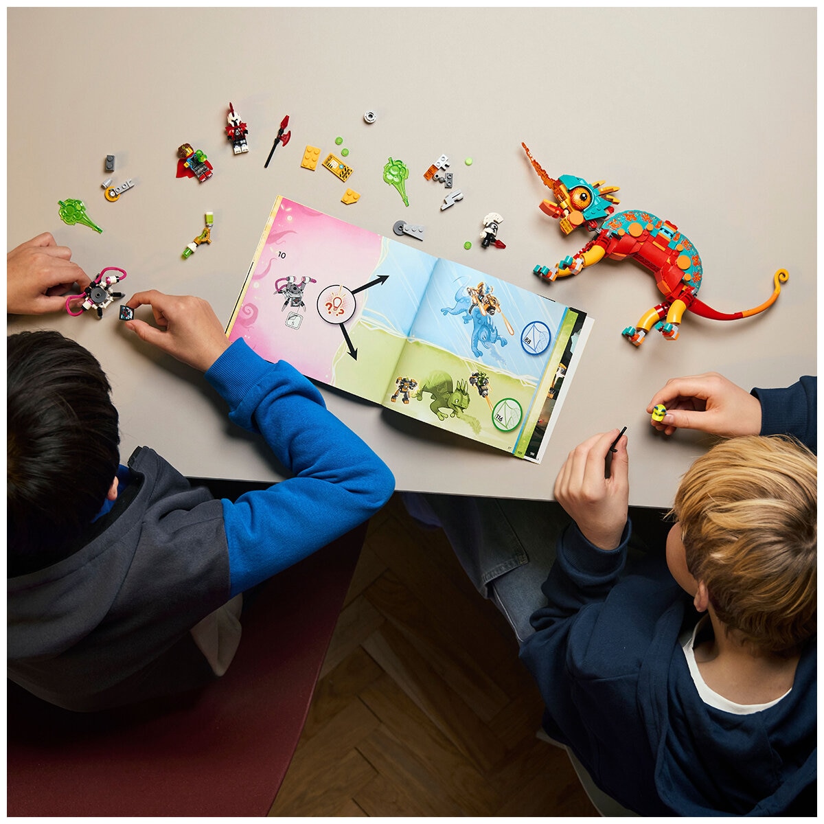 LEGO Mateo's Fire Chameleon 71492