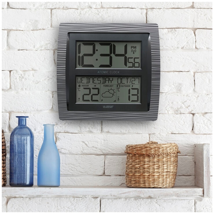 La Crosse Digital Clock with Weather Station C75723AU