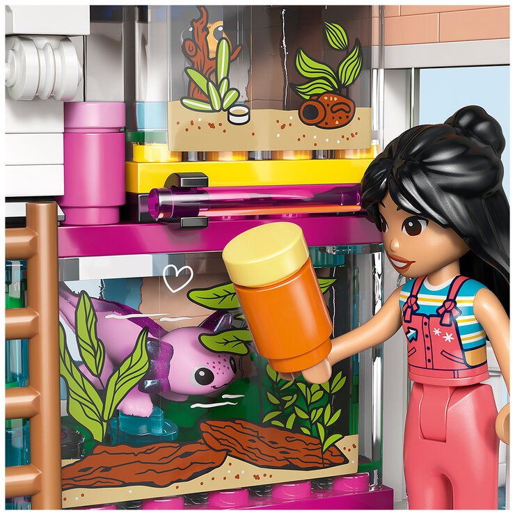 LEGO Friends Liann’s Family House 42687 LEGO Friends Liann’s Family House 42687