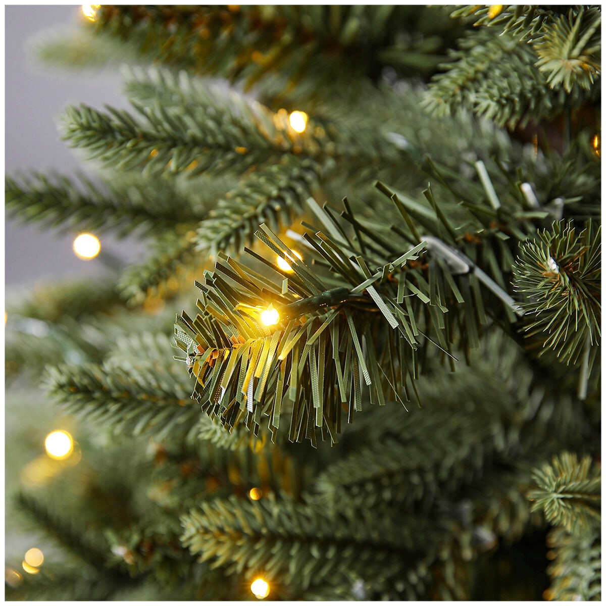 Costco pre lit deals tree