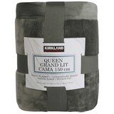 Kirkland Signature Plush Blanket Queen Green