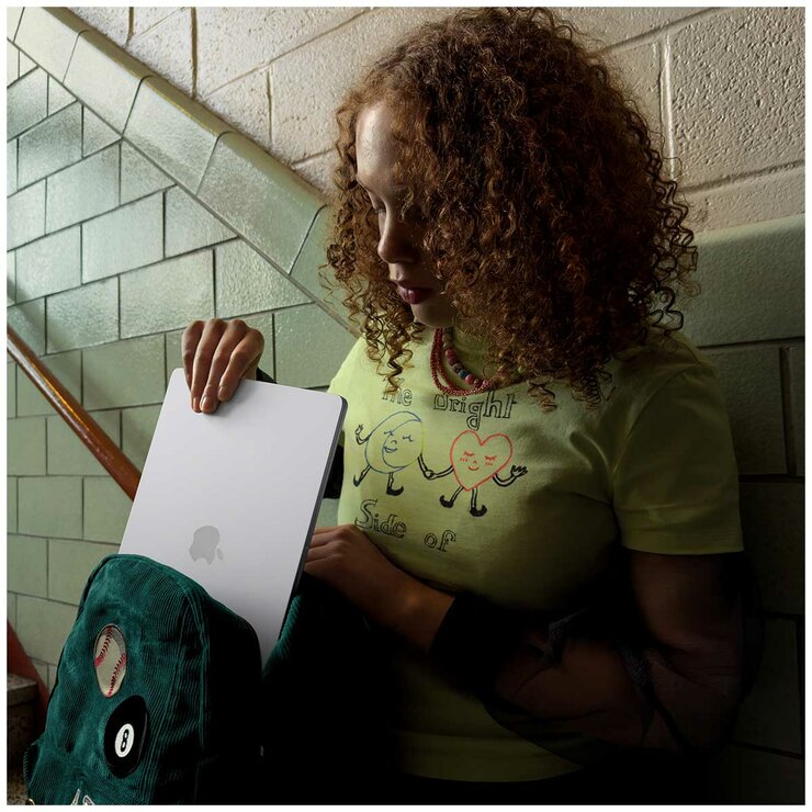 Macbook Air 13 inch Starlight