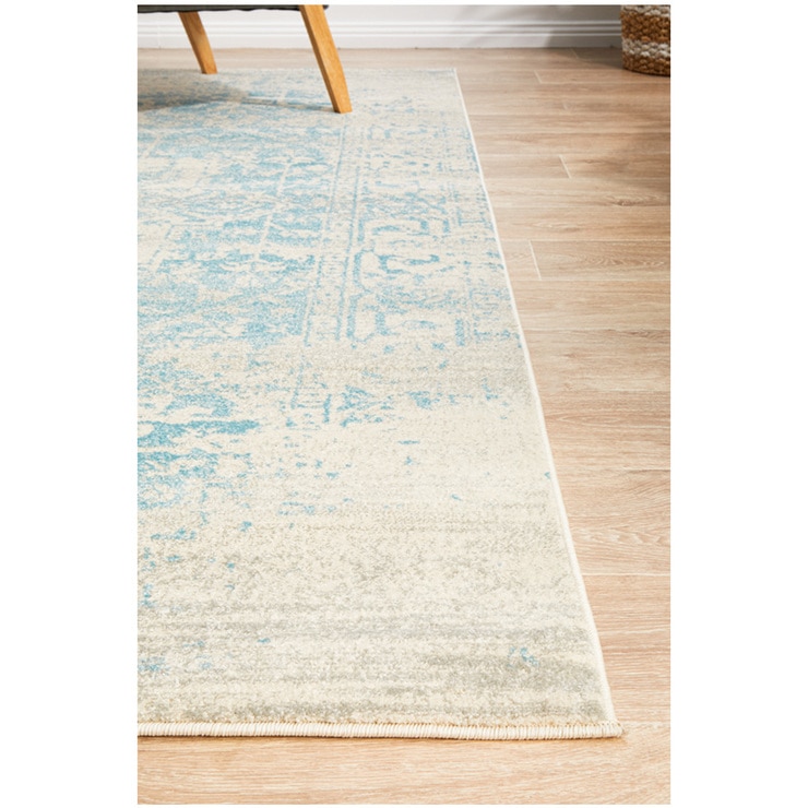 Evoke 253 - White/Blue Evoke 253 - White/Blue