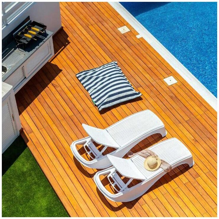 Keter Atlantic Sun Lounger White Set 2 Piece Keter Atlantic Sun Lounger White Set 2 Piece