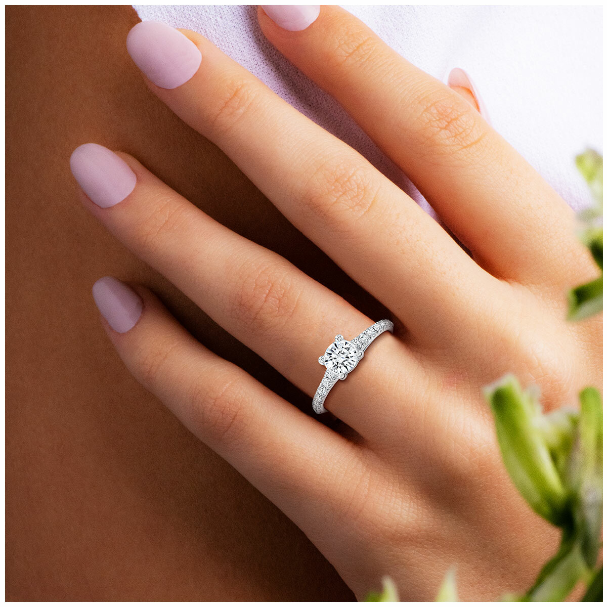 18KT White Gold 1.03ctw Round Brilliant Cut Diamond With 0.70ctw Centre Bridal Ring