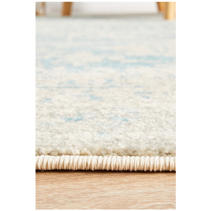 Evoke 253 - White/Blue Evoke 253 - White/Blue