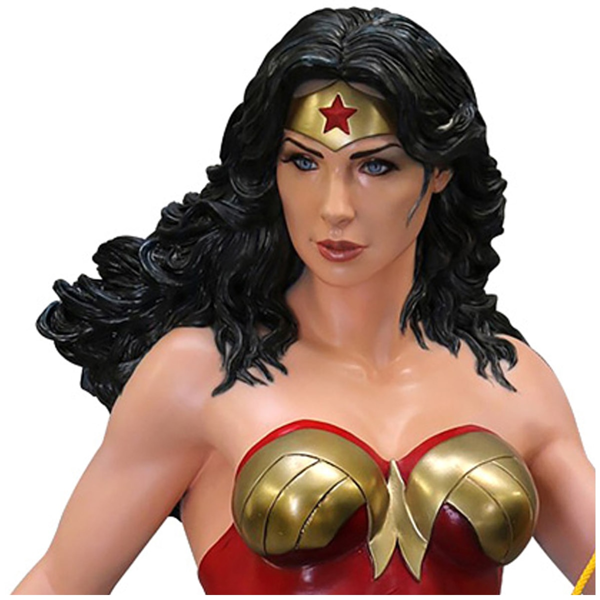 Wonder Woman Statue