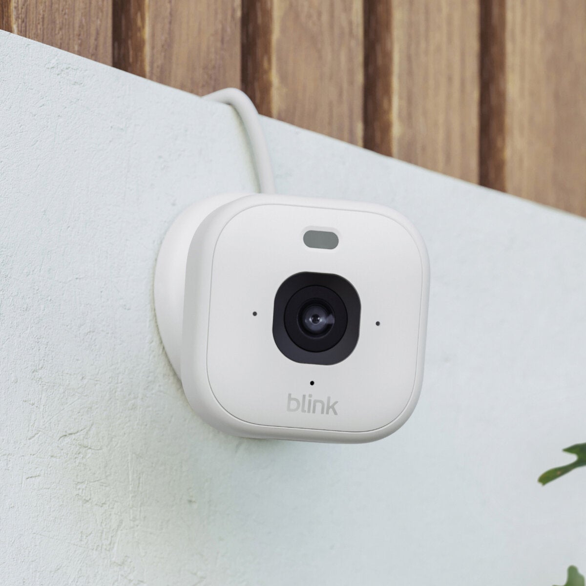 Blink 2K+ Camera 6 Piece Set White B0H2XJHNGS Blink 2K+ Camera 6 Piece Set White B0H2XJHNGS