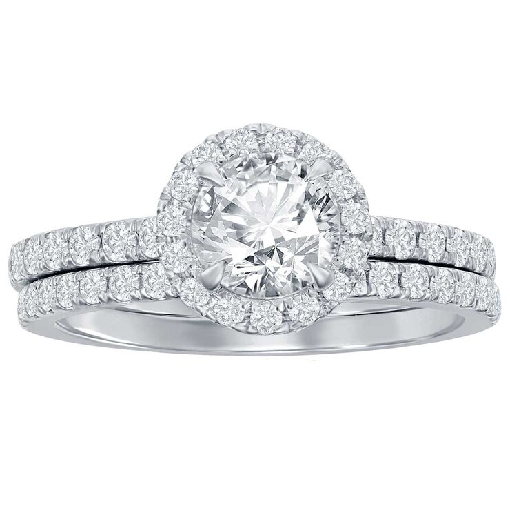 18KT White Gold 1.03ctw Diamond Bridal Set 0.50ctw Centre Stone