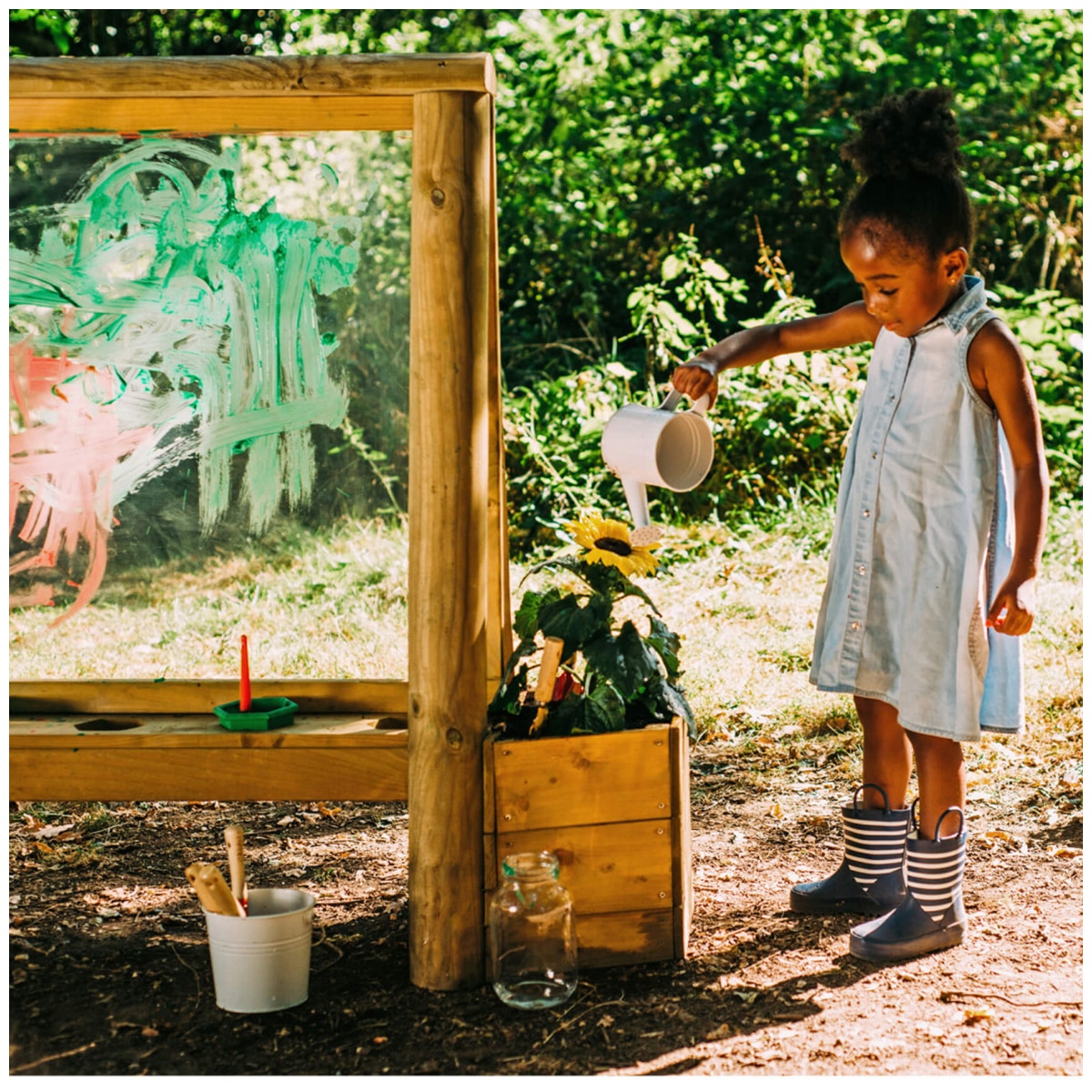 Plum Create & Paint Easel