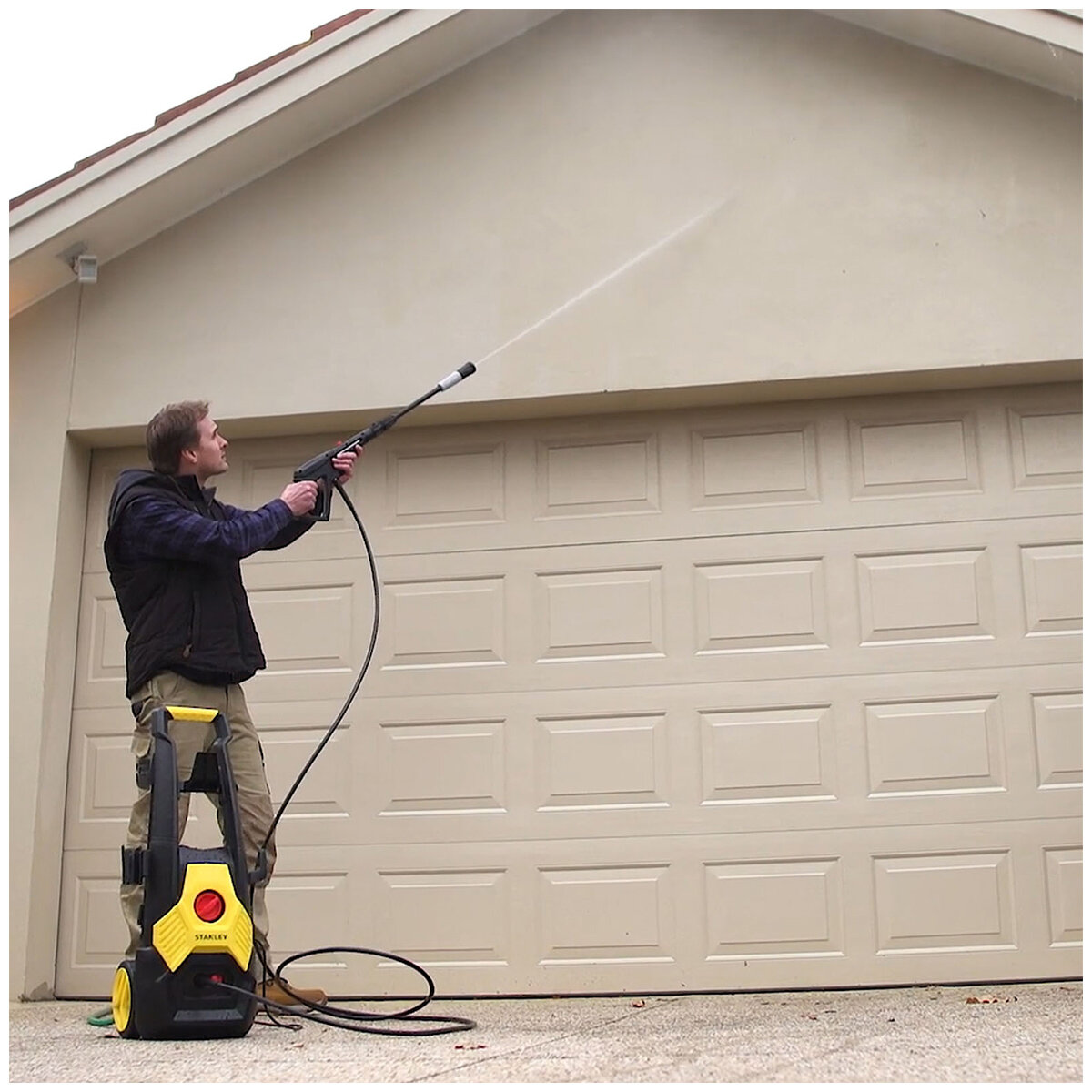Stanley 1600W 1740PSI Electric Pressure Washer
