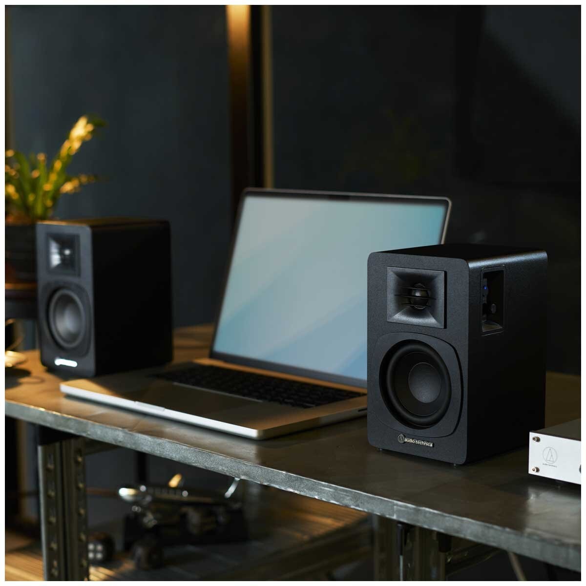 Audio-Technica Powered Bookshelf Speakers with Bluetooth AT-SP3X