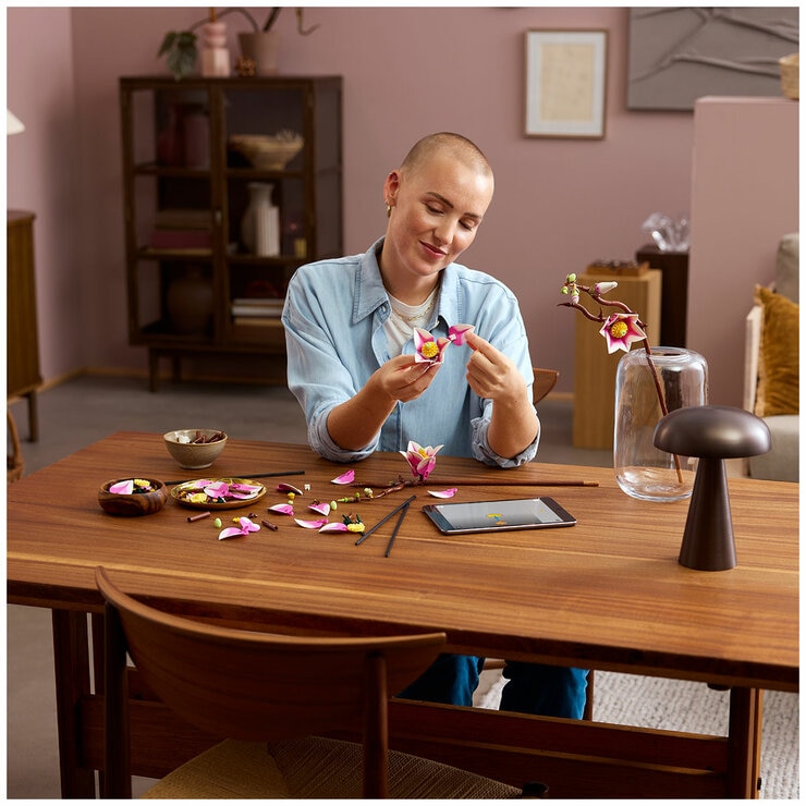 LEGO Botanicals Magnolia Branches 11510