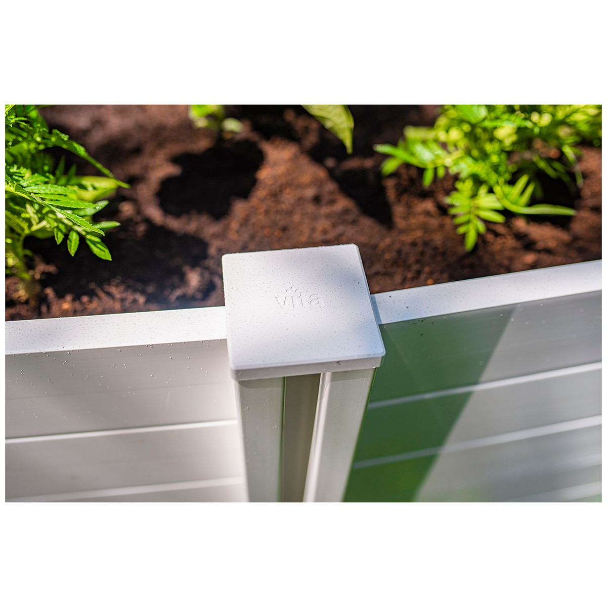 Vita Keyhole Garden Bed 182.88 x 182.88 cm