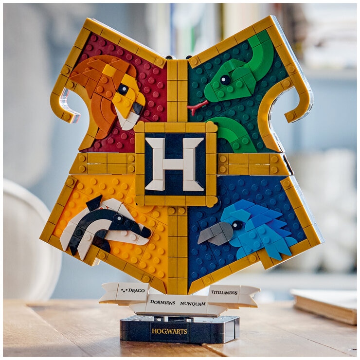 LEGO Harry Potter Hogwarts House Crest 76462 LEGO Harry Potter Hogwarts House Crest 76462