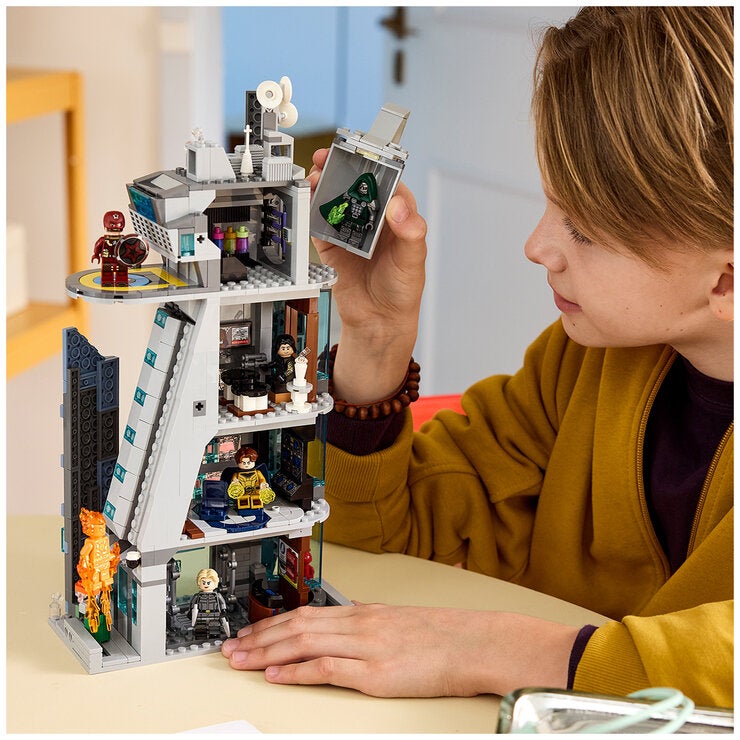 LEGO Marvel Avengers: Doomsday New Avengers Tower 76352