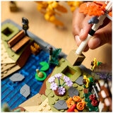LEGO Icons Autumn Cottage Garden 11372