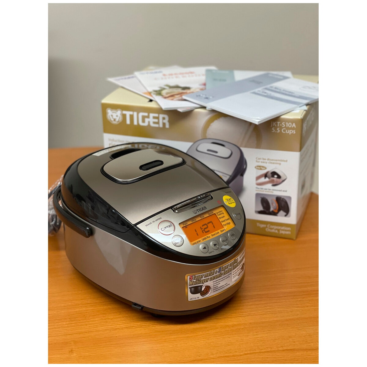 Tiger 5.5 Cups Multi-Functional Induction Heating Rice Cooker JKT-S10A