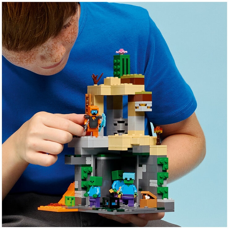 LEGO Minecraft Zombie Dungeon 21587