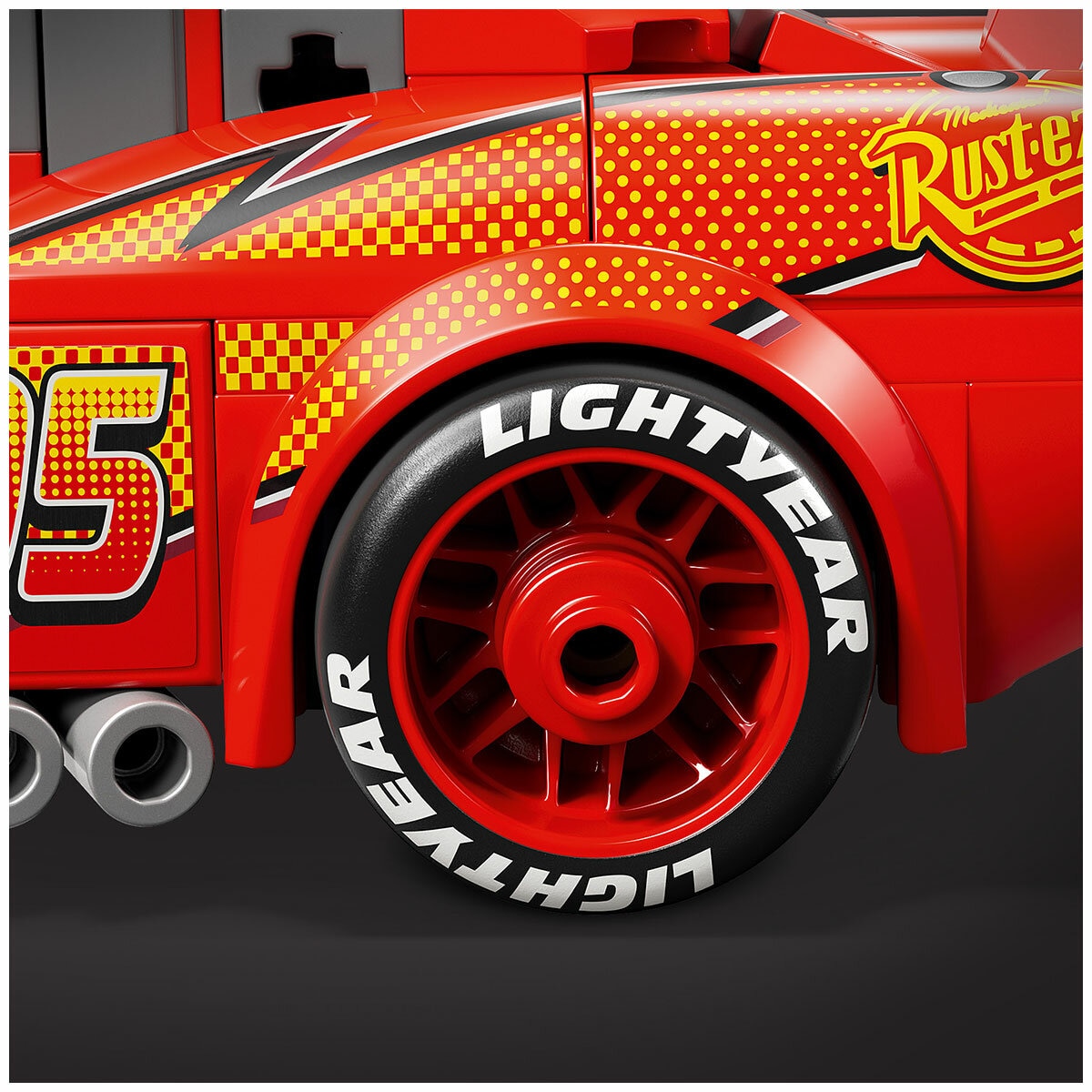 LEGO Speed Champions, Lightning McQueen
