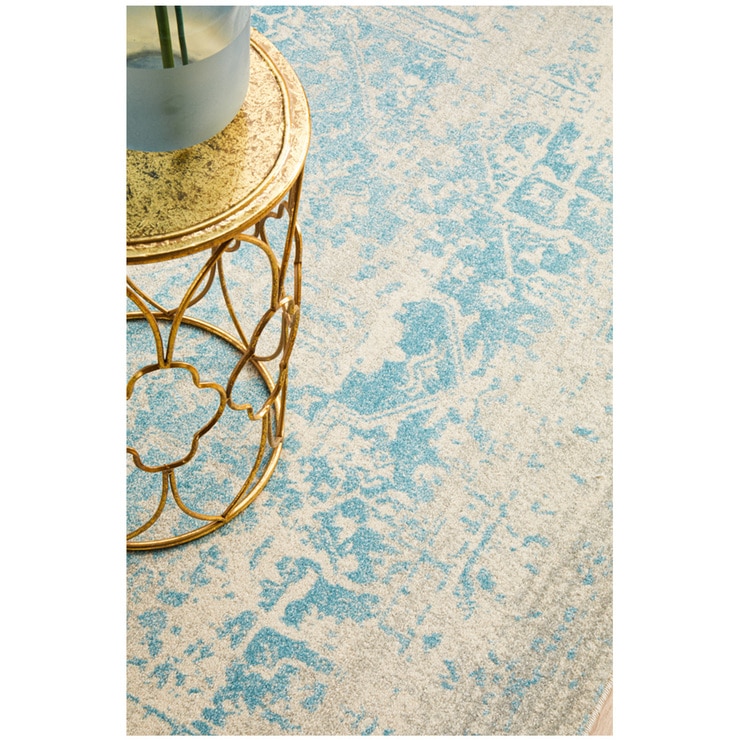 Evoke 253 - White/Blue Evoke 253 - White/Blue