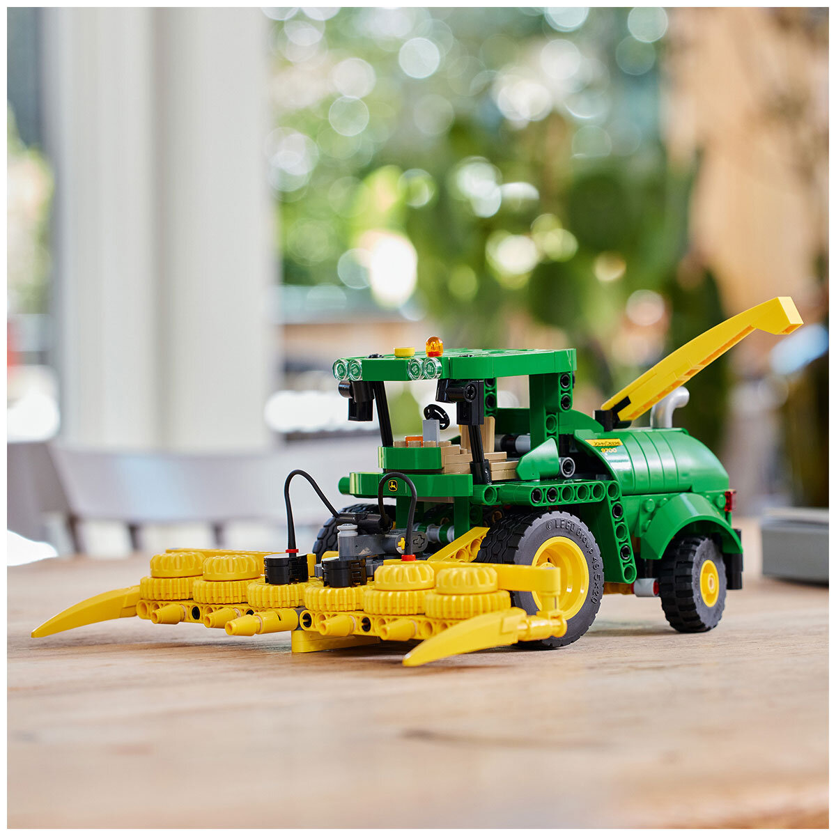 LEGO Technic John Deere 9700 Forage Harvester 42168