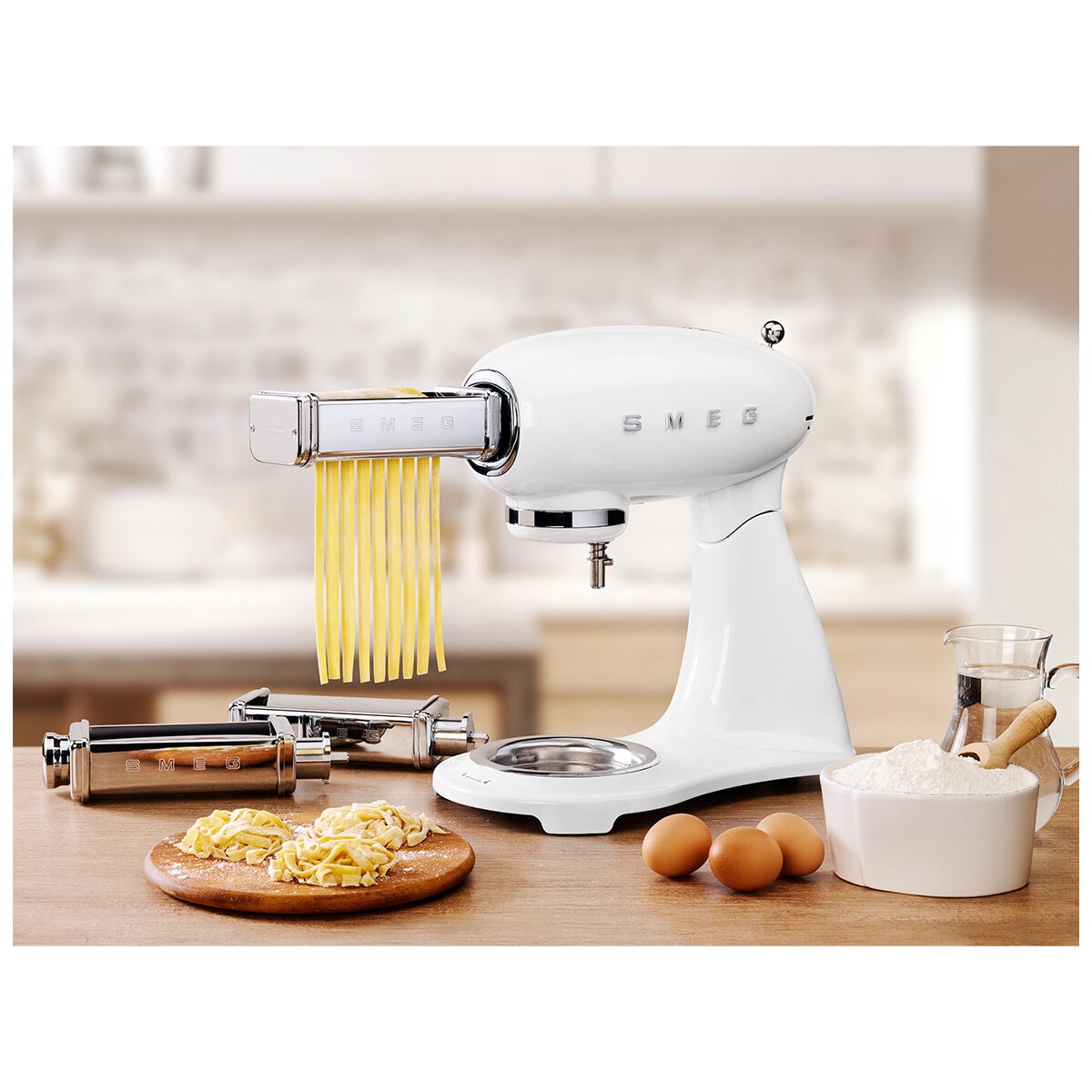 Smeg 50's Style Stand Mixer White SMF03WHAU