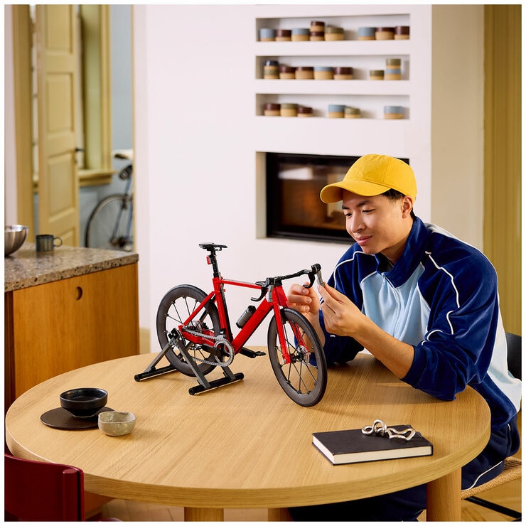 LEGO Icons Road Bike Sports Decor Building Set 11380