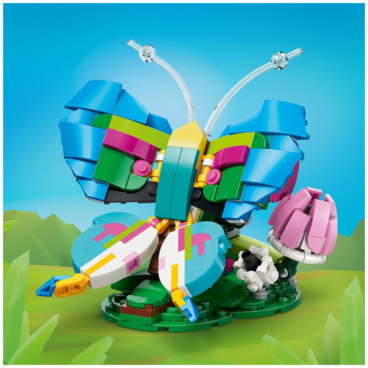 LEGO Creator 3 in 1 Wild Animals Colourful Hummingbird 31384 LEGO Creator 3 in 1 Wild Animals Colourful Hummingbird 31384
