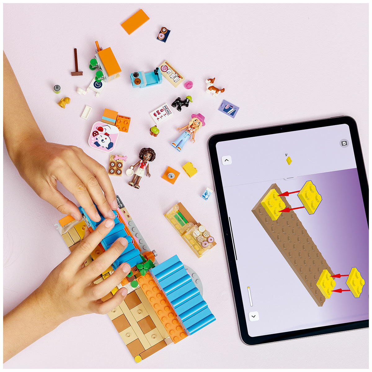 LEGO Friends, Dog Treats Bakery 42677