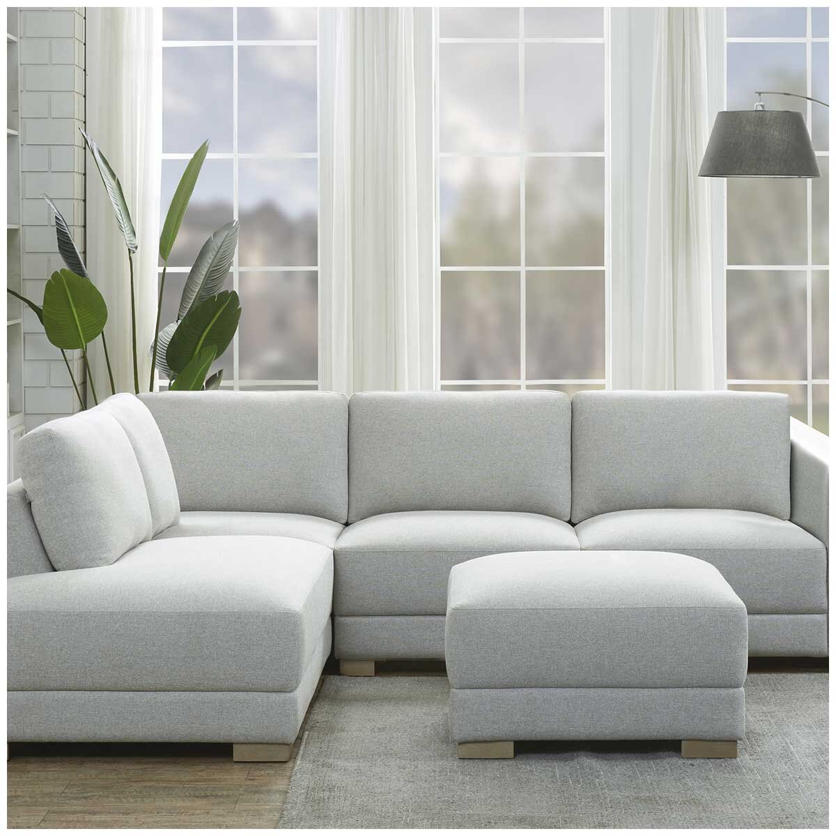 Synergy Home Furnishings Fabric Sectional With Ottoman