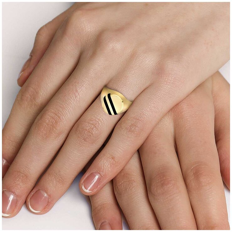 18KT Yellow Gold Round Plate Ring 4.5g 18KT Yellow Gold Round Plate Ring 4.5g